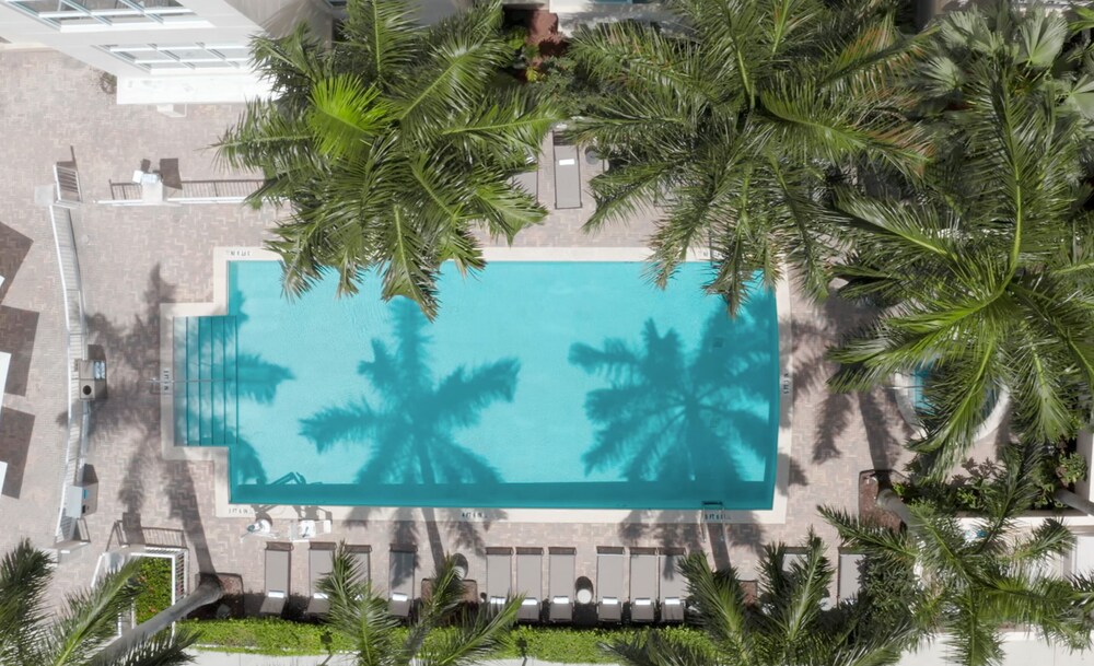 

Roma - Sunny Isles Beach - Residence Inn by Marriott Miami Aventura Mall