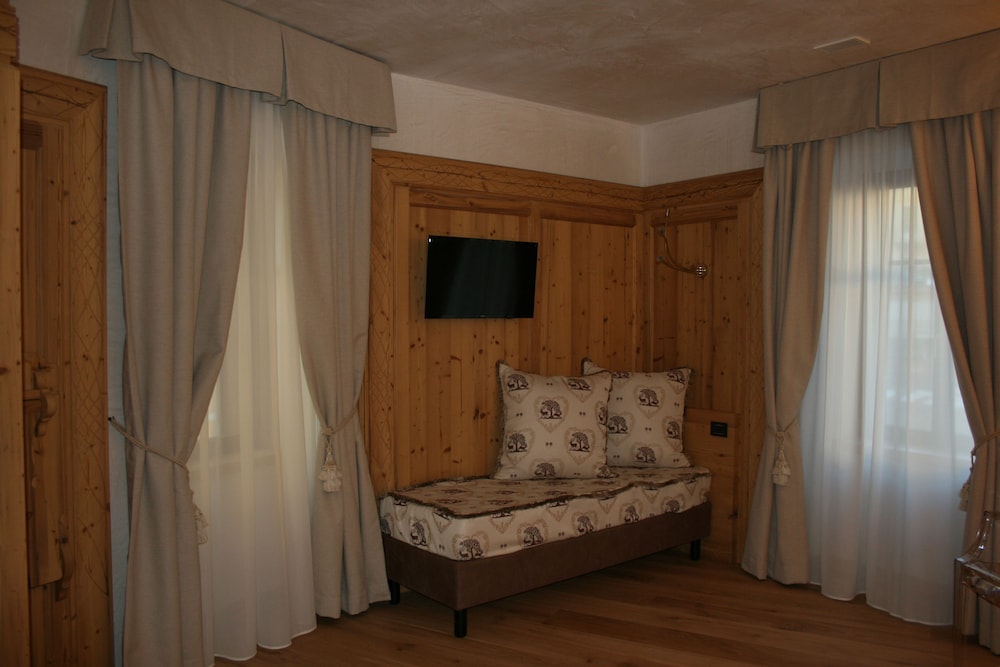 

Milano - Ziano di Fiemme - Hotel Orso Grigio
