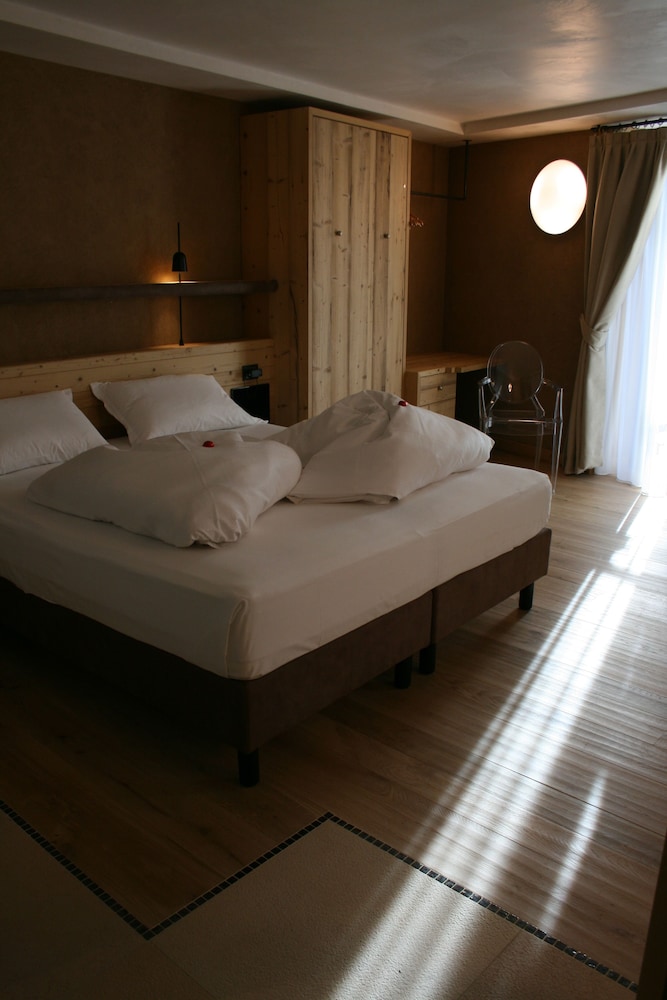 

Roma - Cavalese - Hotel Orso Grigio