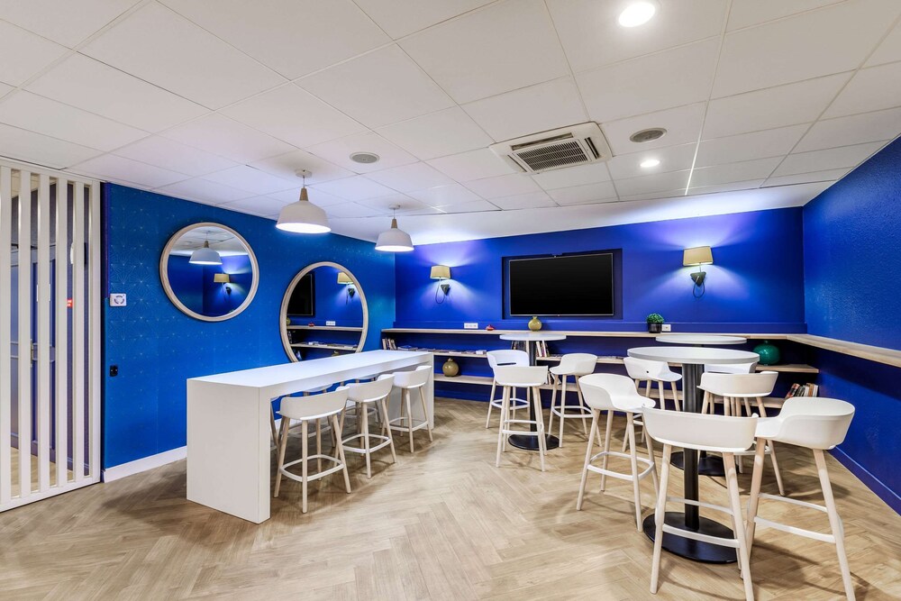 

Brindisi - Malakoff - Comfort Hotel Paris Porte d'Ivry