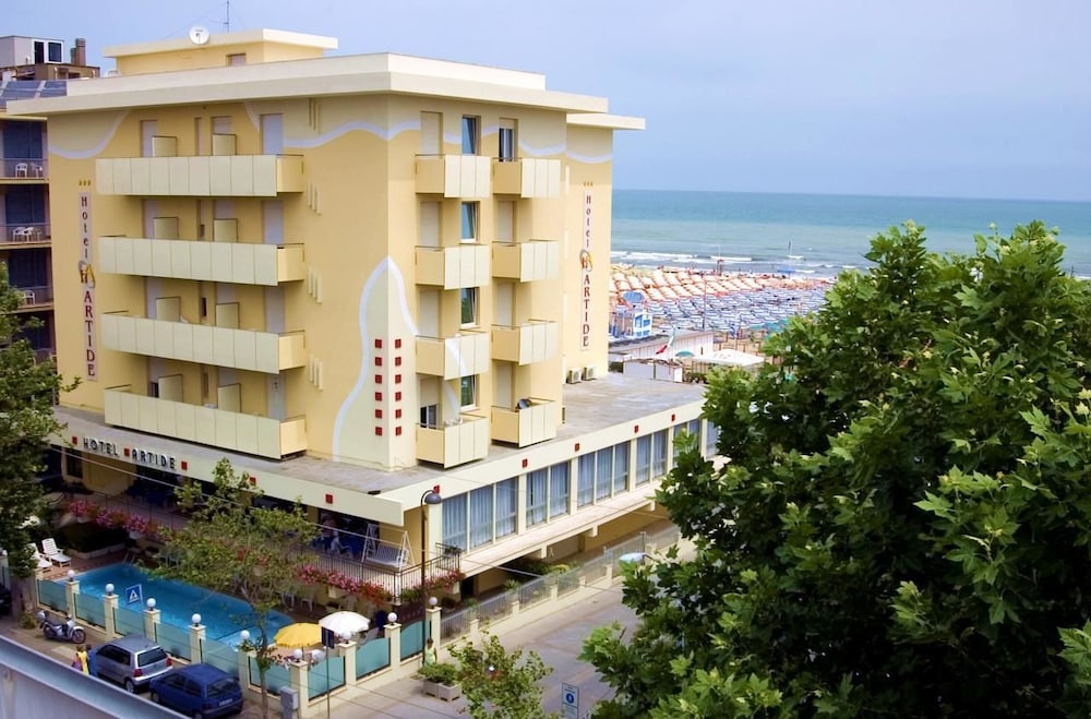 

Milano - Rimini - Hotel Artide