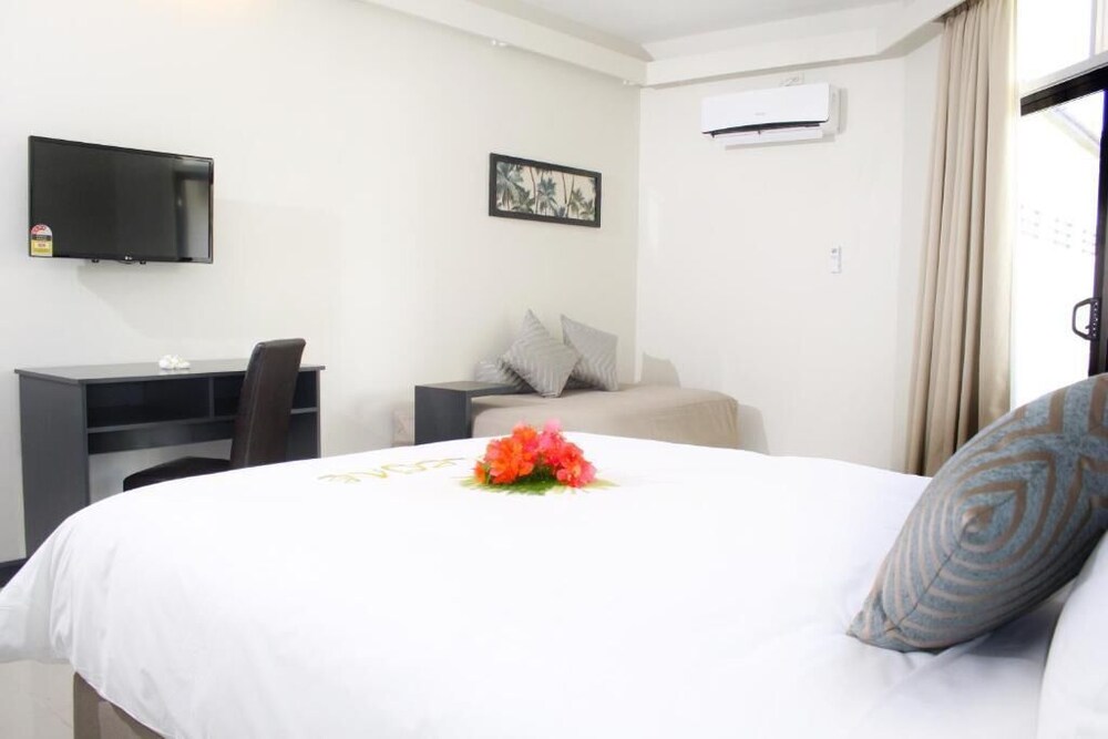 

Bologna - Nadi - Hotel Oasis