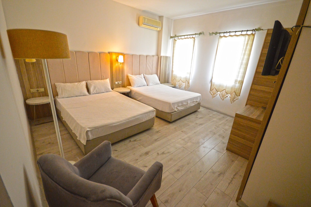 

Bologna - Gumbet - The Hotel 48