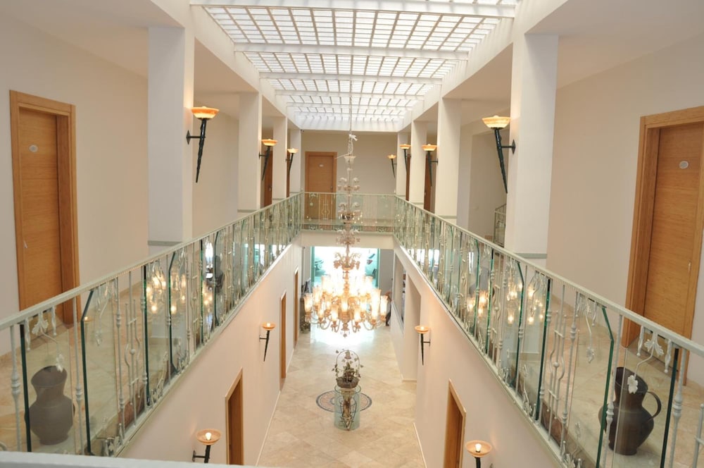 

Verona - Bodrum - The Hotel 48