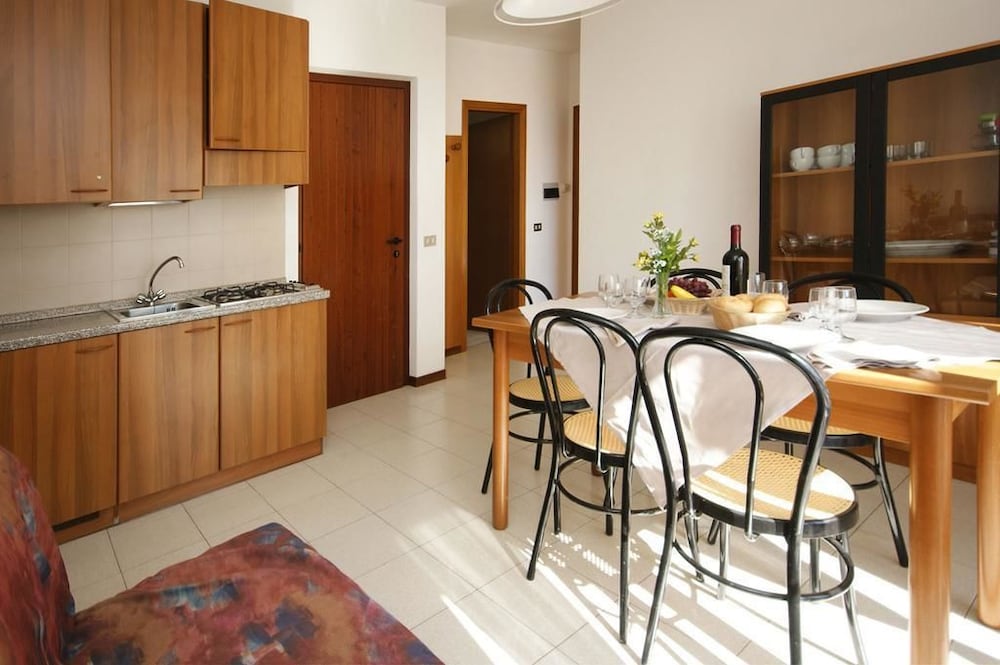 

Milano - Gargnano - Hotel Residence La Rotonda