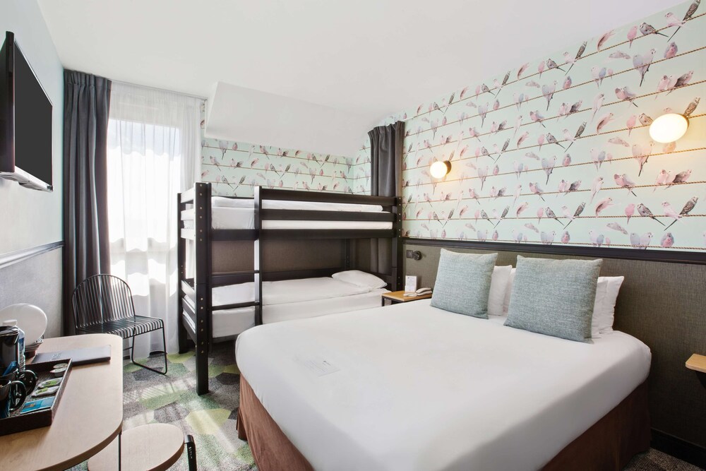 

Bari - Coupvray - Best Western Hôtel Grand Parc Marne La Vallée