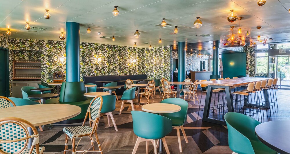 

Pisa - Coupvray - Best Western Hôtel Grand Parc Marne La Vallée
