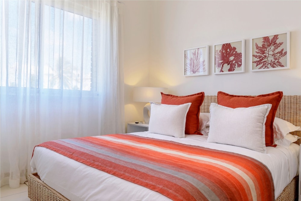 

Napoli - Calodyne - Myra Seafront Suites and Penthouses by LOV