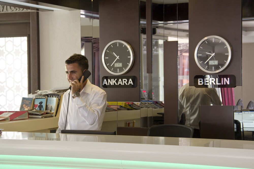 

Milano - Colakli - Holiday City Hotel