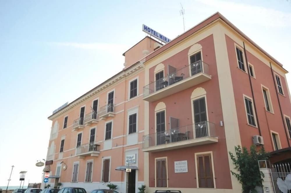 

Cagliari - Ladispoli - Hotel Miramare