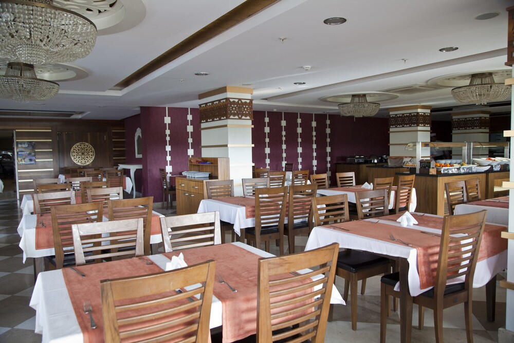 

Milano - Colakli - Holiday City Hotel