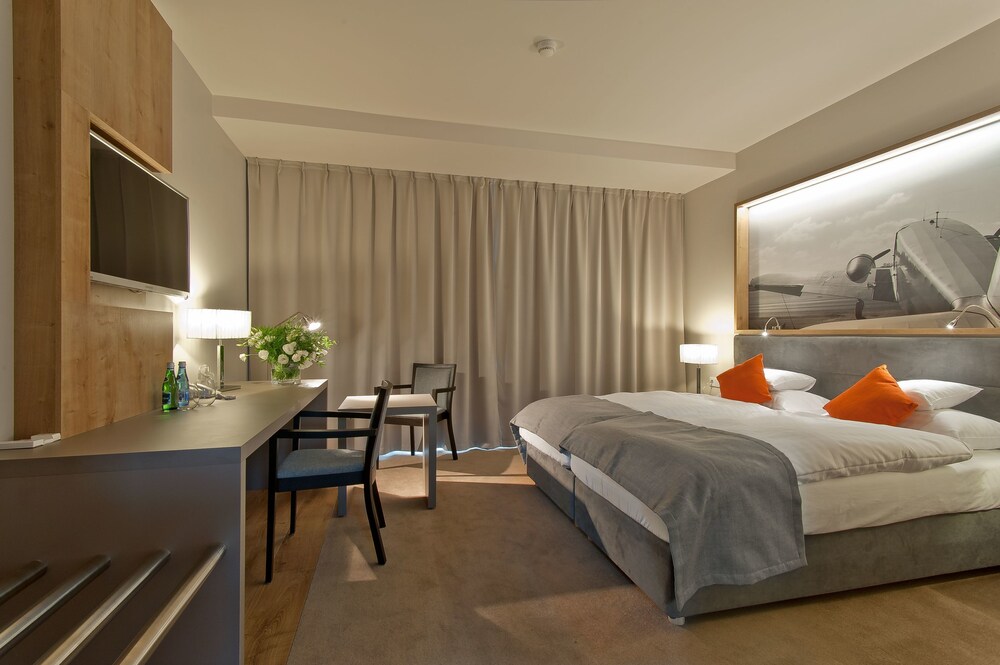 

Milano - Poznan - Hotel Forza