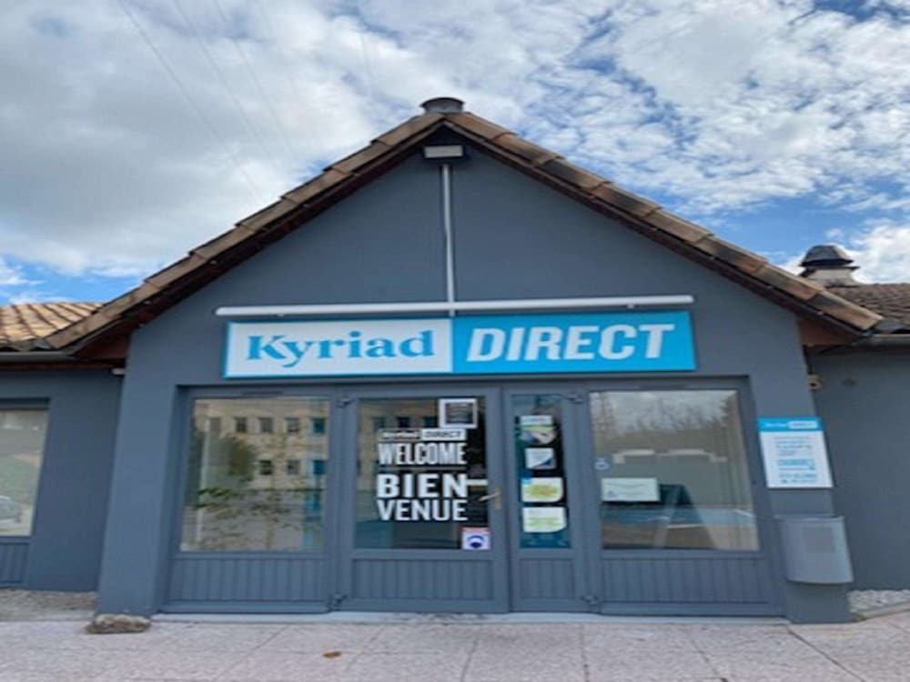 

Roma - Carnoux - Kyriad Direct Marseille Est La Valentine
