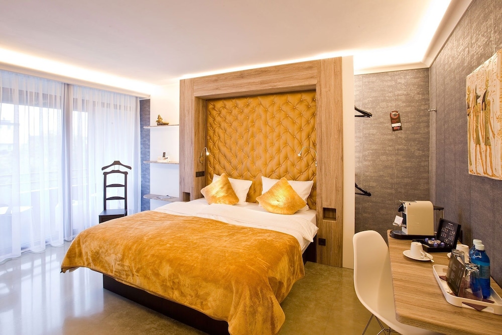 

Bologna - Dortmund - stays design Hotel Dortmund