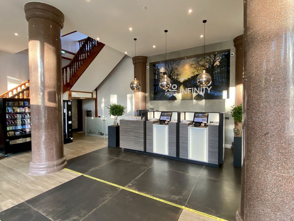 

Milano - Amstelveen - XO Hotels Infinity