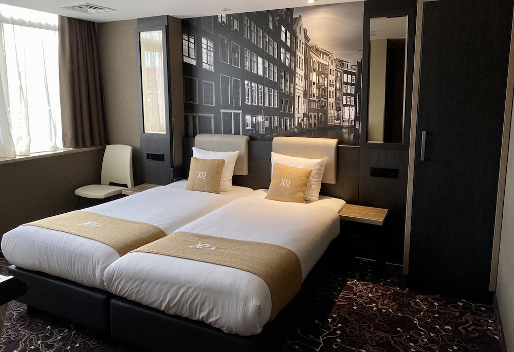 

Napoli - Zaandam - XO Hotels Infinity