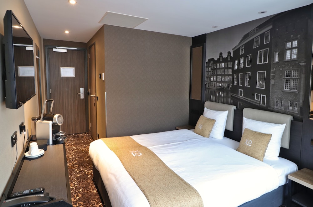 

Napoli - Zaandam - XO Hotels Infinity