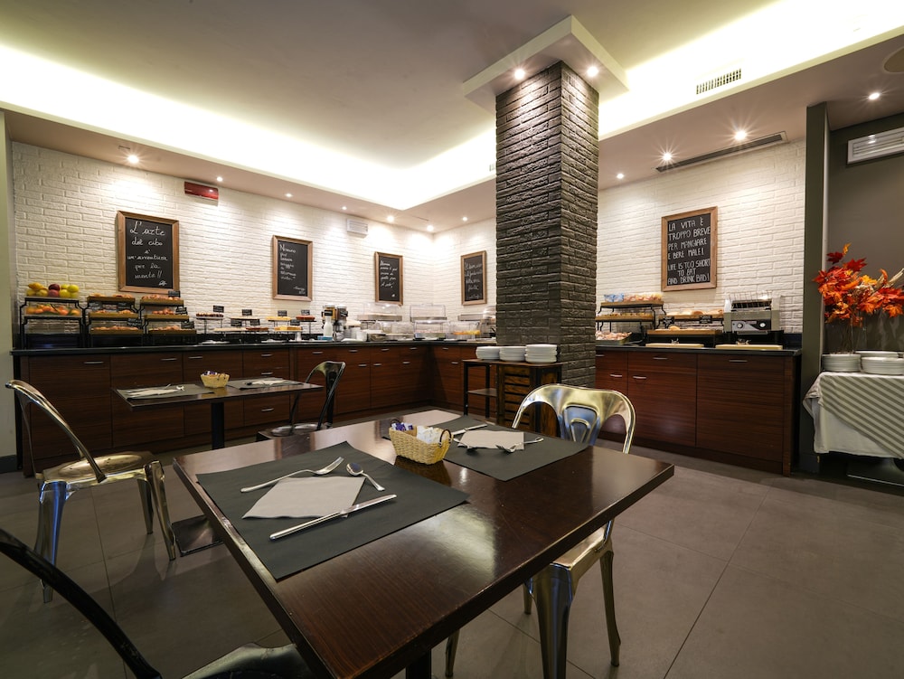 

Cagliari - Perugia - La Meridiana Bleisure Hotel
