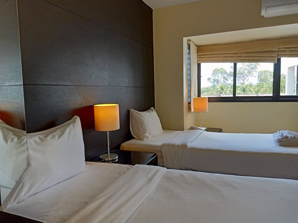 

Roma - Ban Bang Po - Koh Samui - Amarin Samui Hotel - SHA Plus Certified