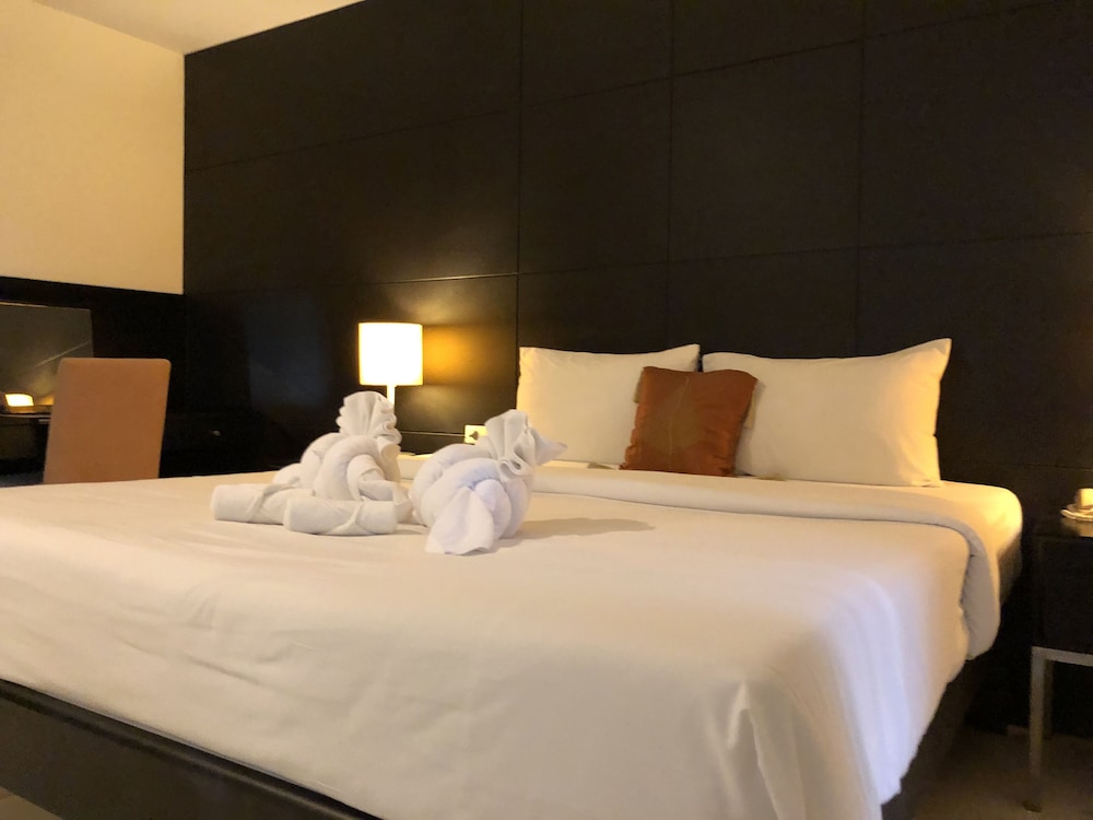 

Milano - Ban Bang Po - Koh Samui - Amarin Samui Hotel - SHA Plus Certified