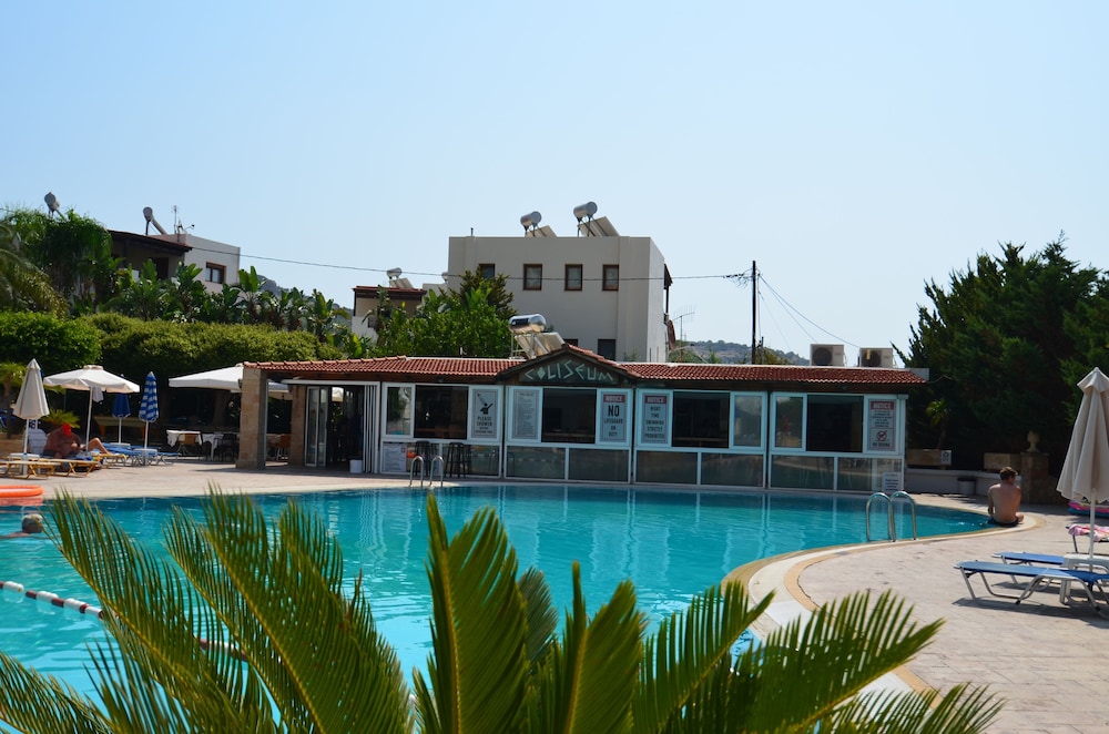 

Verona - Pefkos - Coliseum Studios & Apartments
