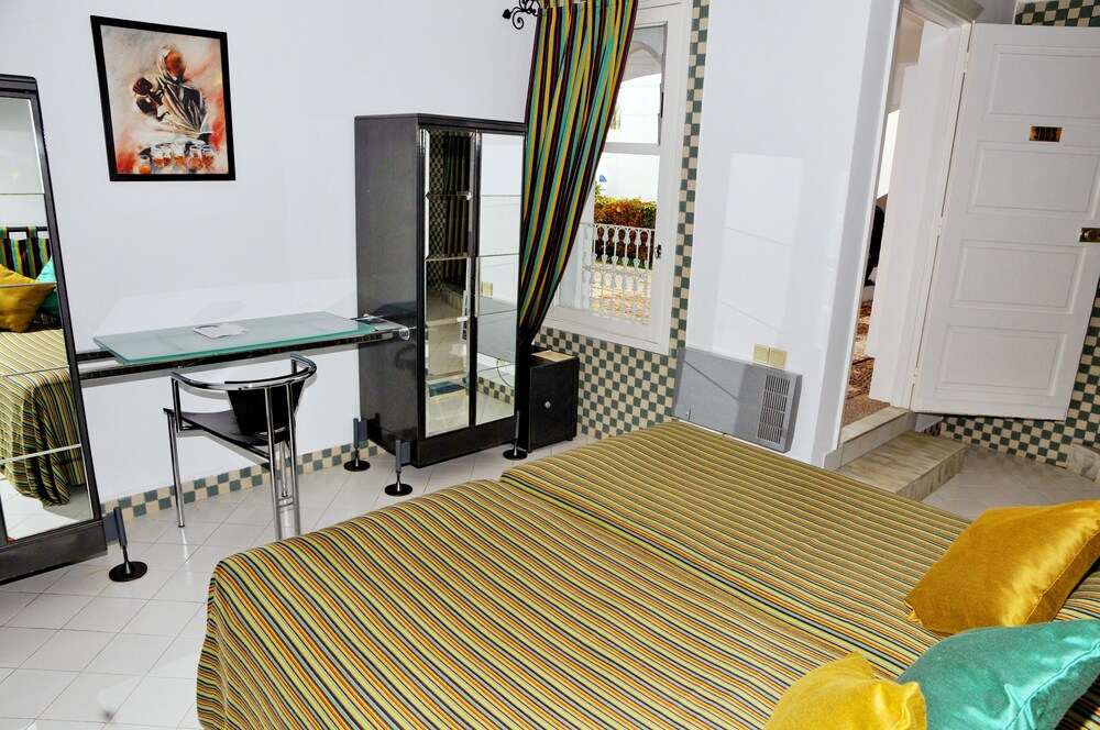 

Milano - Inezgane - Appart-Hôtel Tagadirt