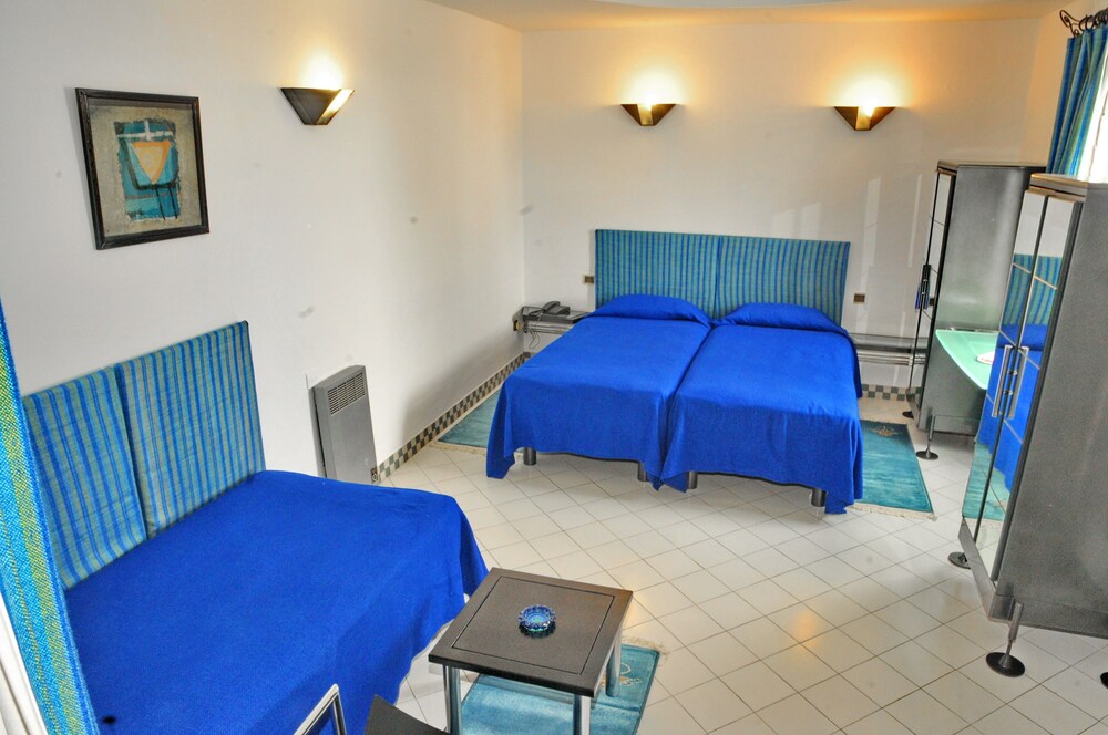 

Milano - Agadir - Appart-Hôtel Tagadirt