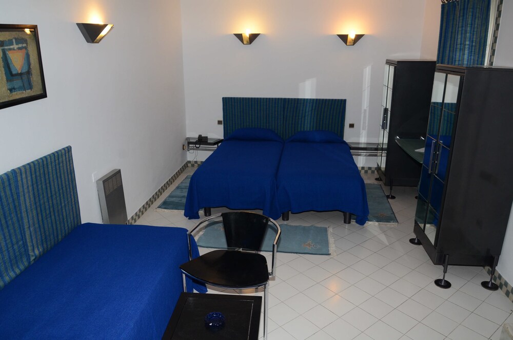 

Roma - Inezgane - Appart-Hôtel Tagadirt
