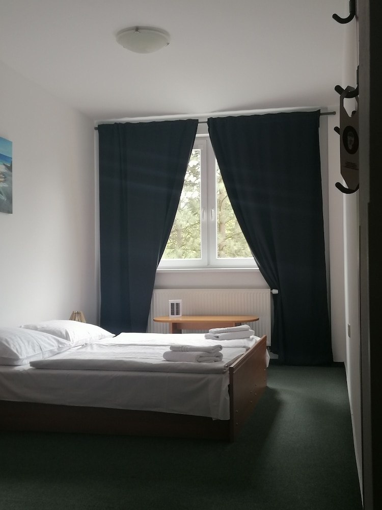 

Lamezia Terme - Praga - Hotel Arko