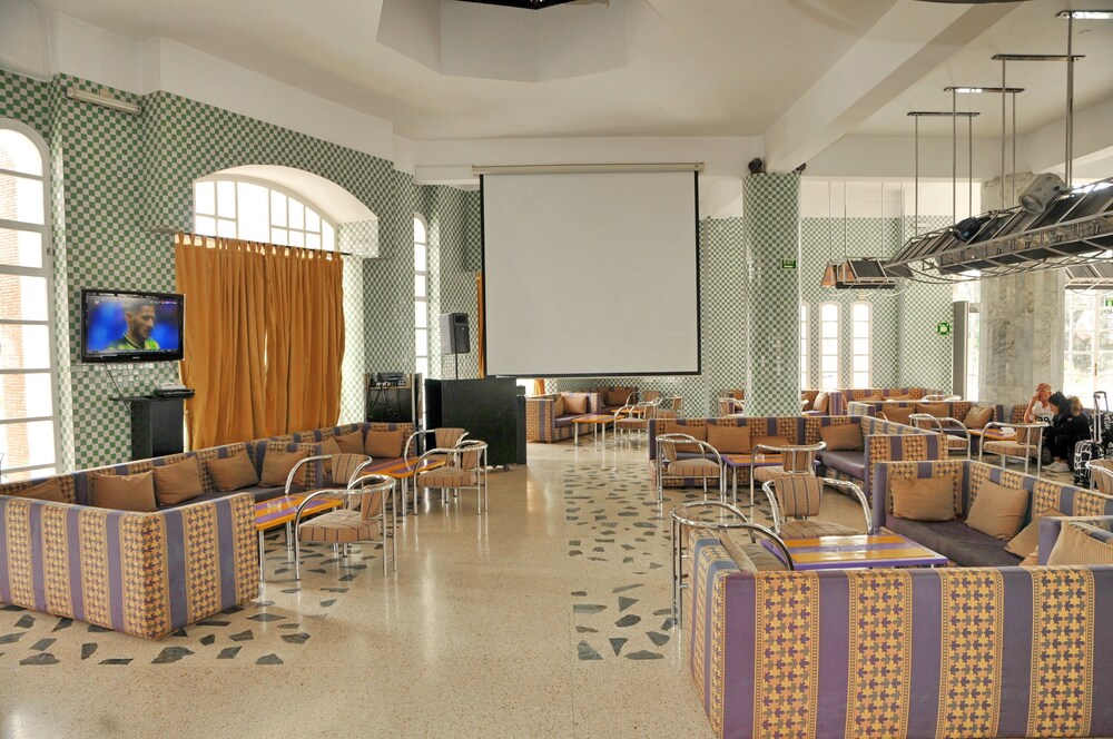 

Milano - Inezgane - Appart-Hôtel Tagadirt