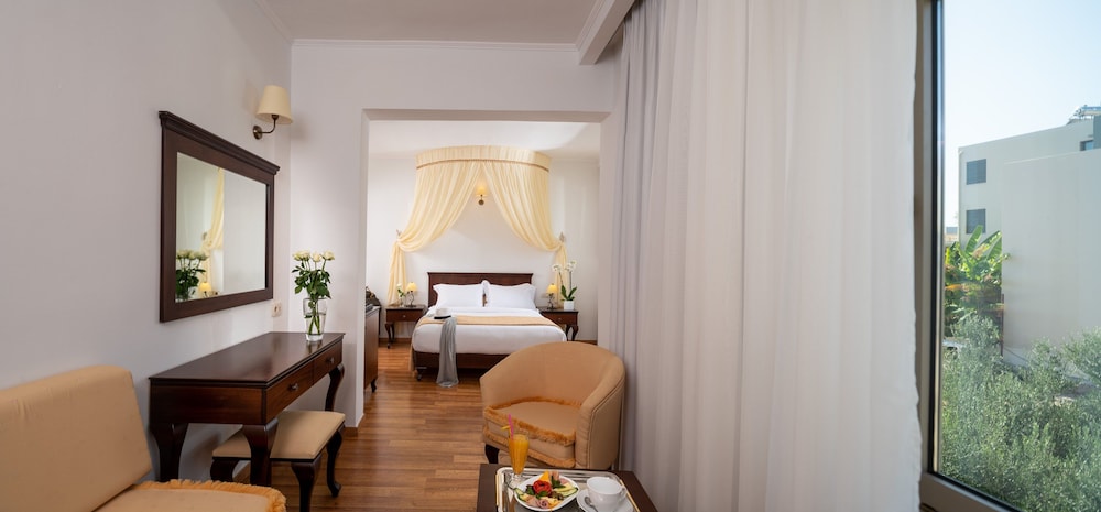 

Roma - Kalathas - Halepa Hotel