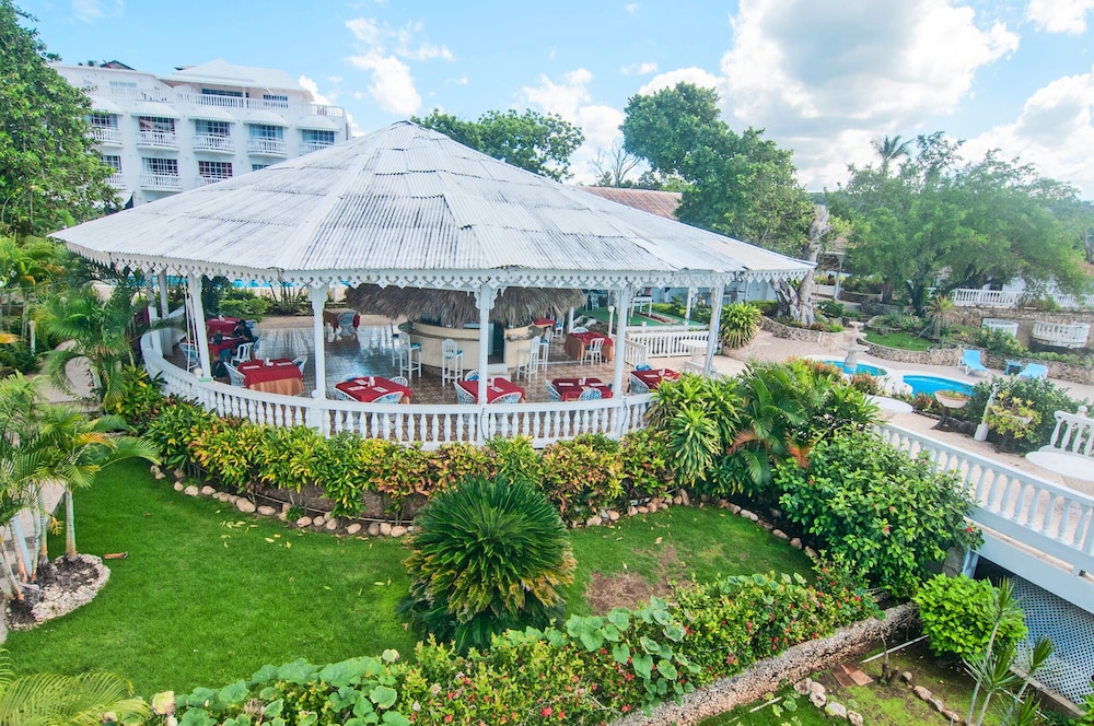 

Bari - Sosua - Piergiorgio Palace Hotel