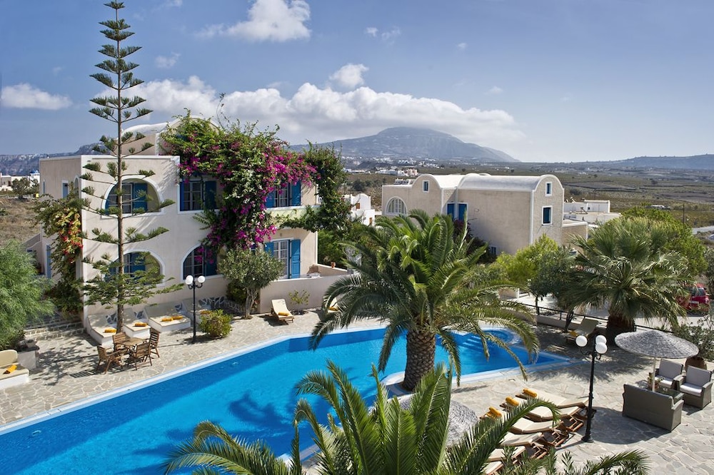 

Cagliari - Perivolos - Paradise Resort