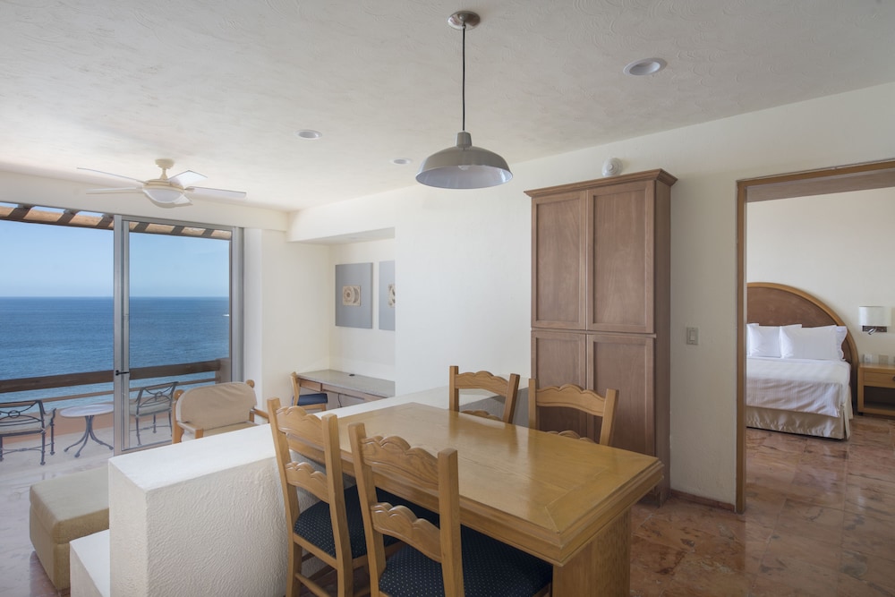 

Bologna - San José del Cabo - Club Regina Los Cabos