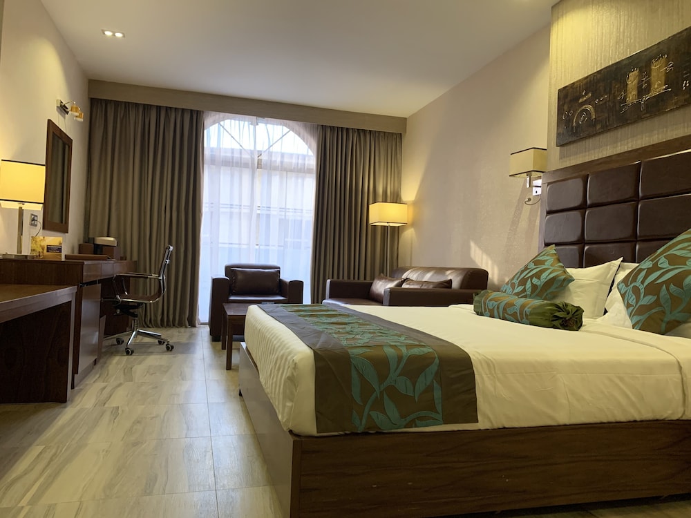 

Torino - Gorée - Days Hotel And Suites By Wyndham Dakar