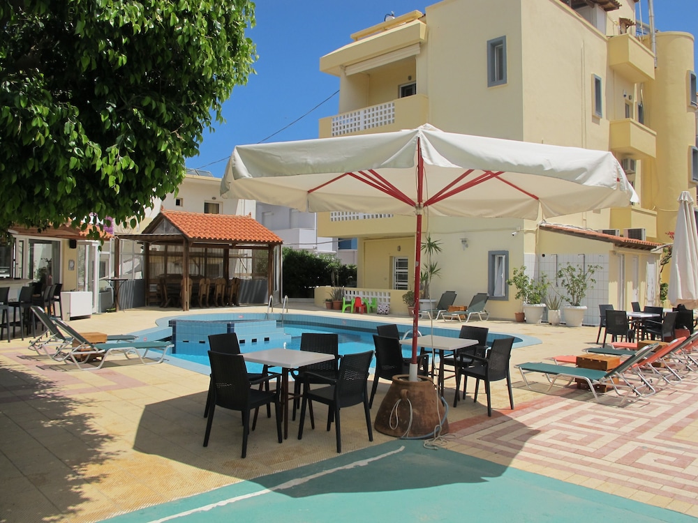 

Lamezia Terme - Heraklion - Albatross Apartments