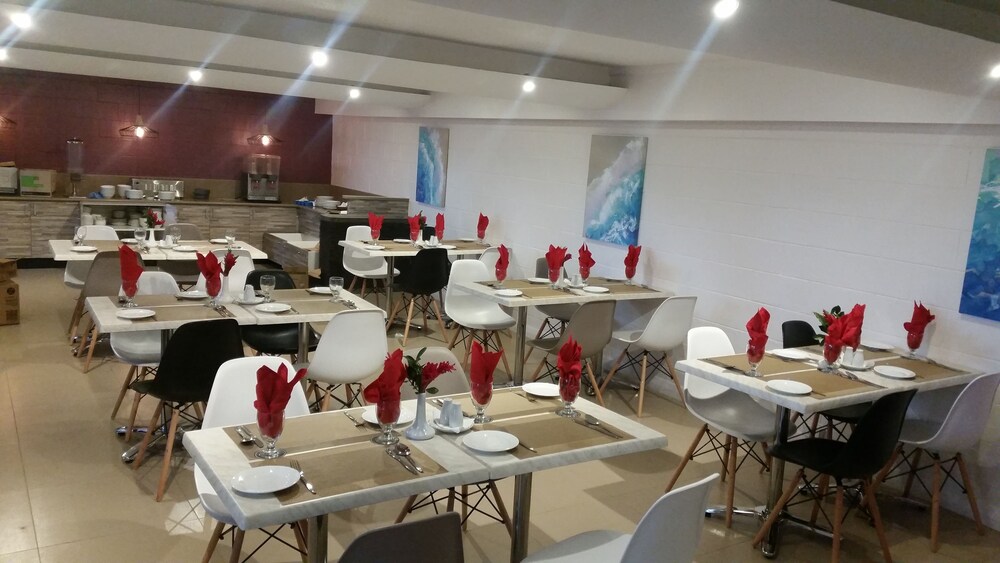 

Milano - Suva - Peninsula International Hotel