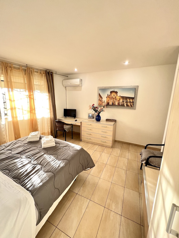 

Pisa - Siracusa - Hotel Como