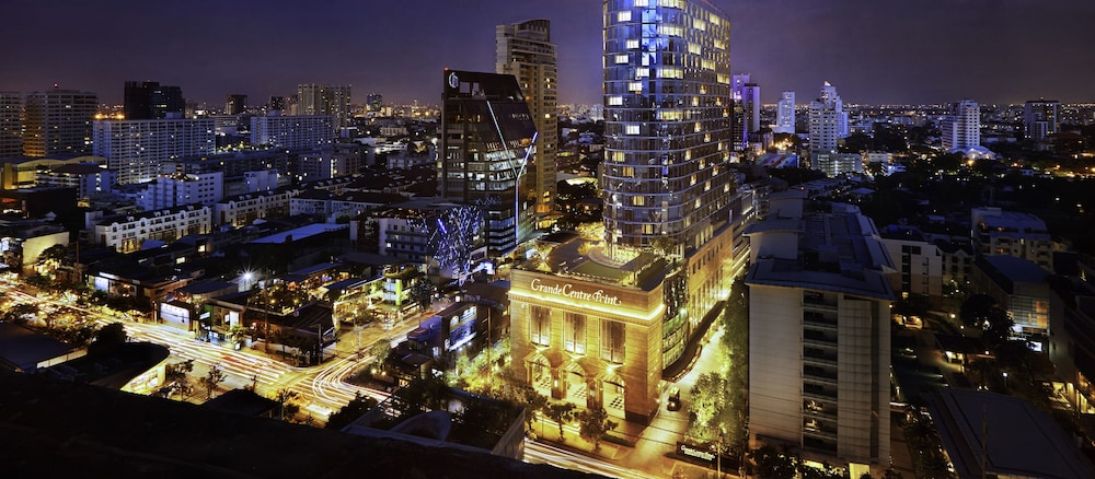 

Napoli - Bangkok - Grande Centre Point Sukhumvit 55 Thong Lo