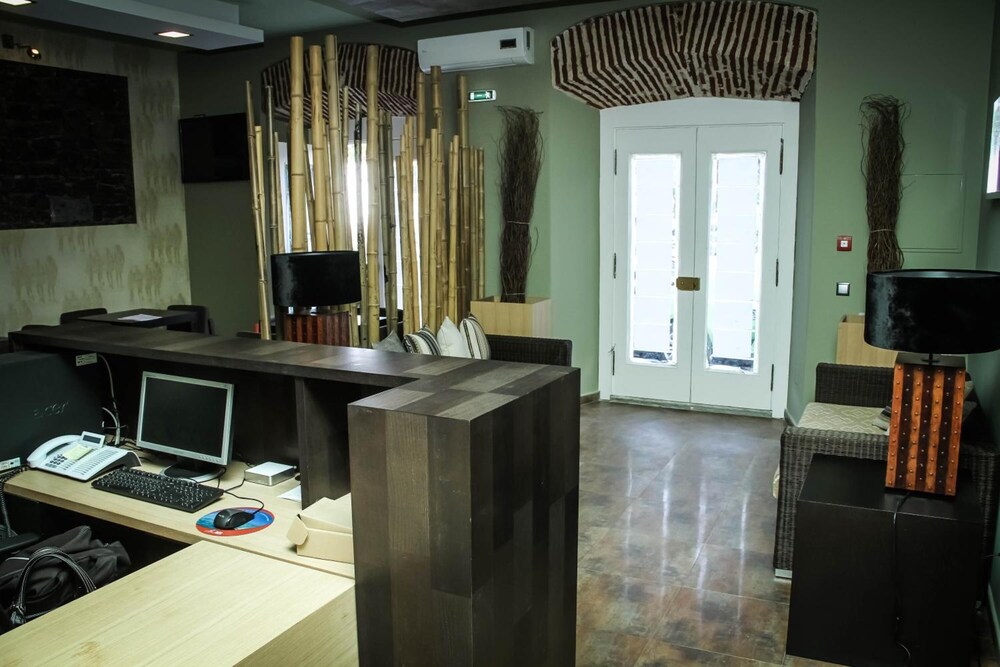 

Bologna - Praia, Isola di Santiago - Praia Confort