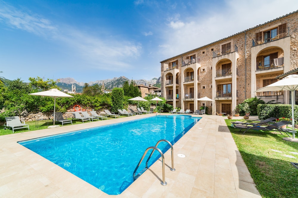 

Trieste - Sóller - Hotel Ca'l Bisbe