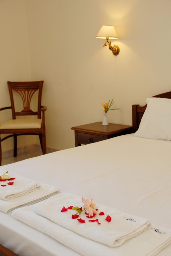 

Bari - Laganas - Aphrodite Hotel