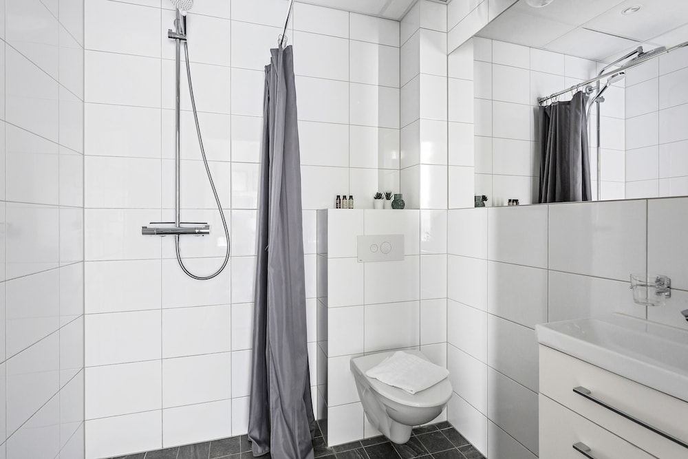 

Roma - Hägersten - Forenom Aparthotel Stockholm Bromma