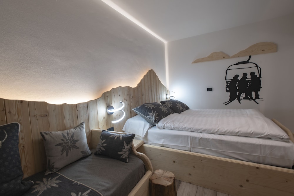 

Lamezia Terme - Dimaro - Hotel Pezzotti
