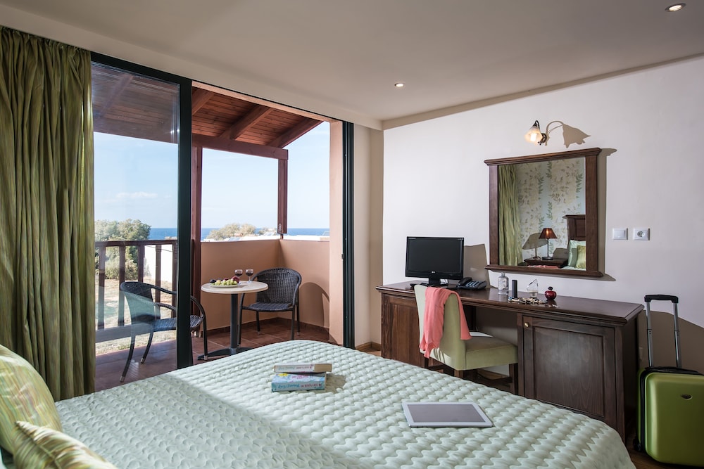 

Firenze - Milatos - Koutrakis Suites by Estia
