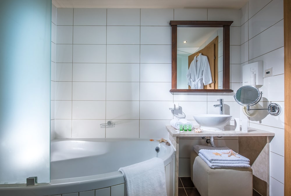 

Firenze - Milatos - Koutrakis Suites by Estia
