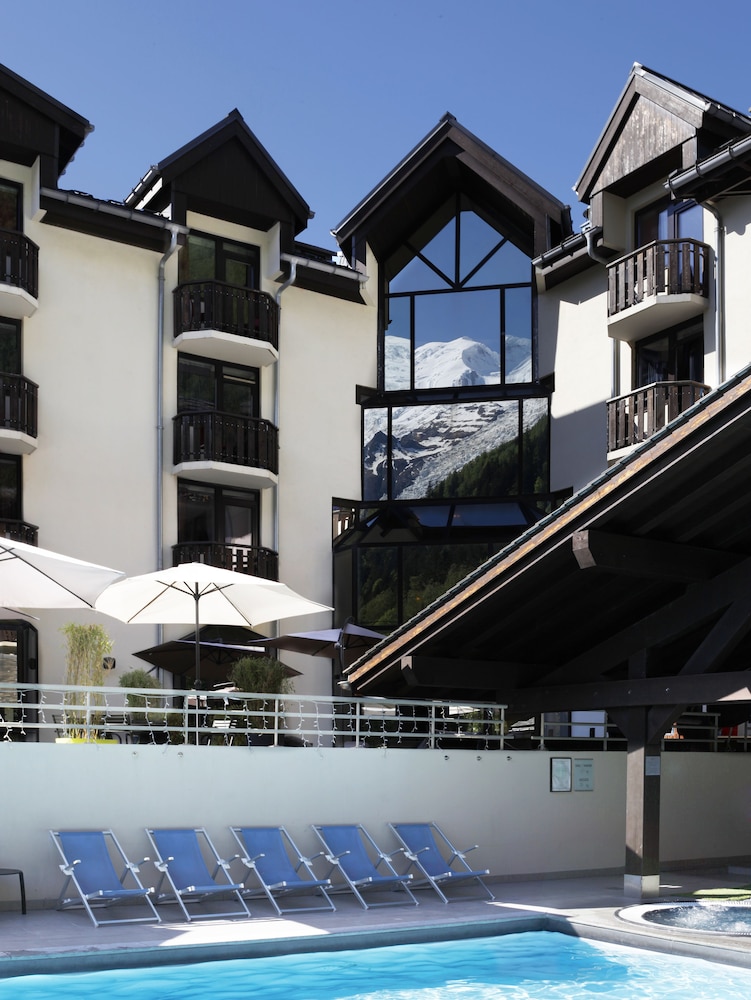 

Cagliari - Chamonix - Monte Bianco - Hôtel Le Refuge des Aiglons