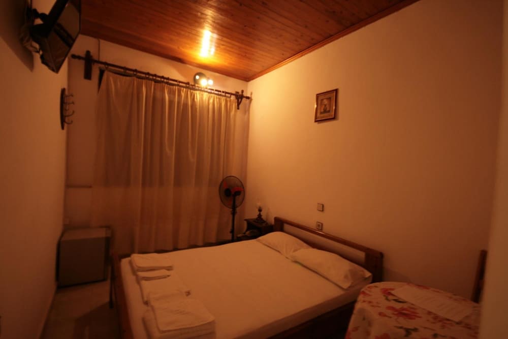 

Bari - Soúda - Chania Rooms