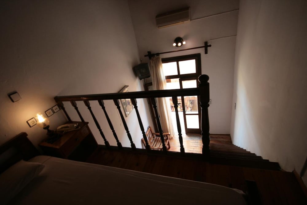 

Catania - Soúda - Chania Rooms