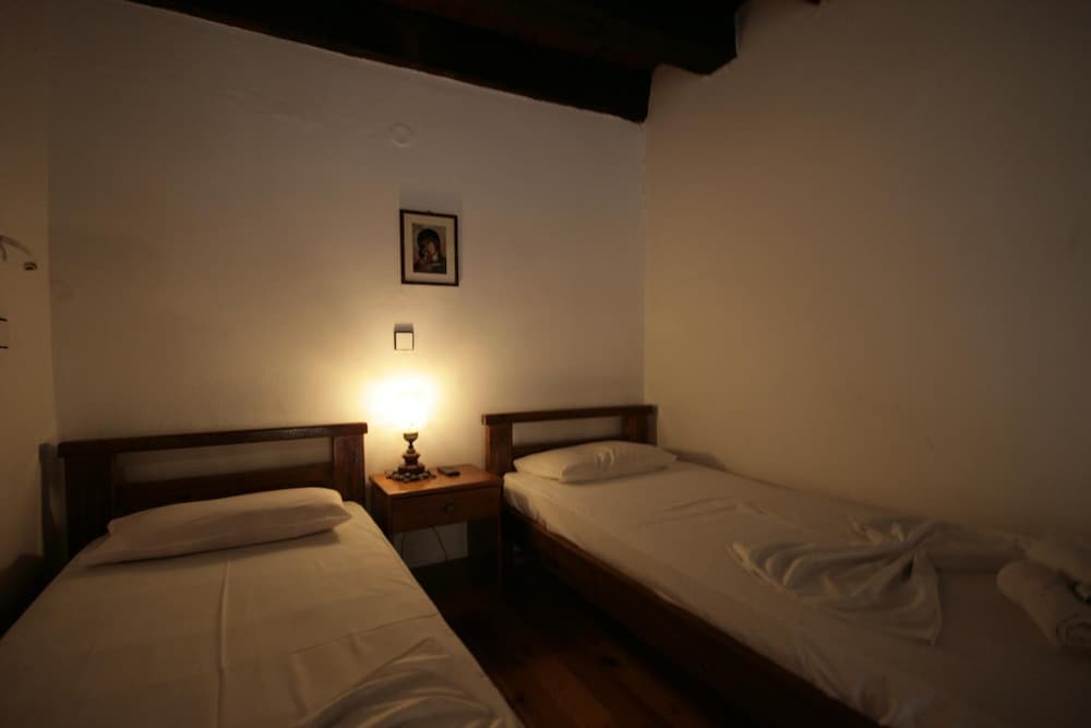 

Verona - Soúda - Chania Rooms
